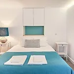 Ground Floor With Private Patio And Ac Apartamento Lisboa