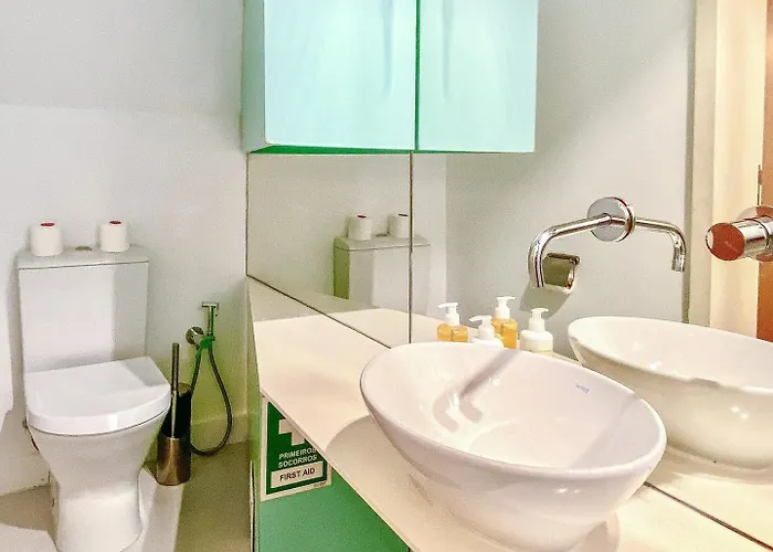 Ground Floor With Private Patio And Ac Appartement