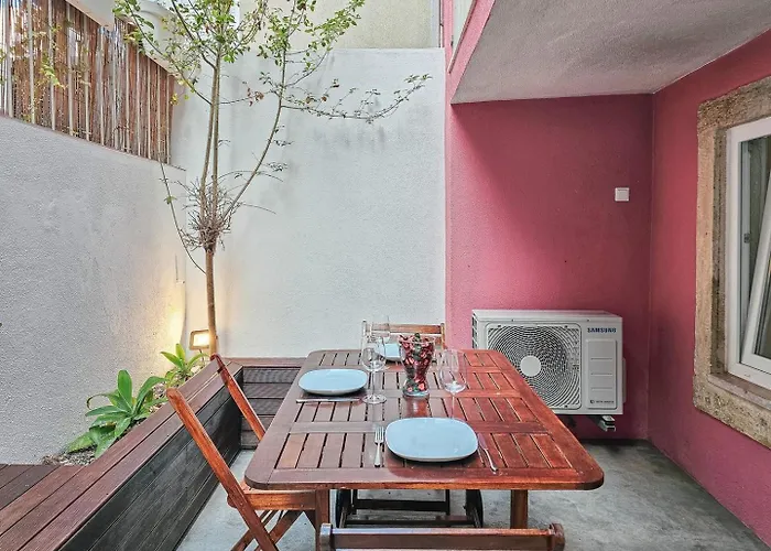 Ground Floor With Private Patio And Ac * Lissabon