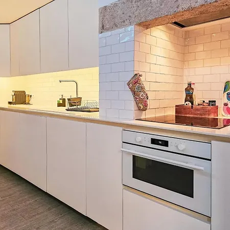 Lejlighed Ground Floor With Private Patio And Ac